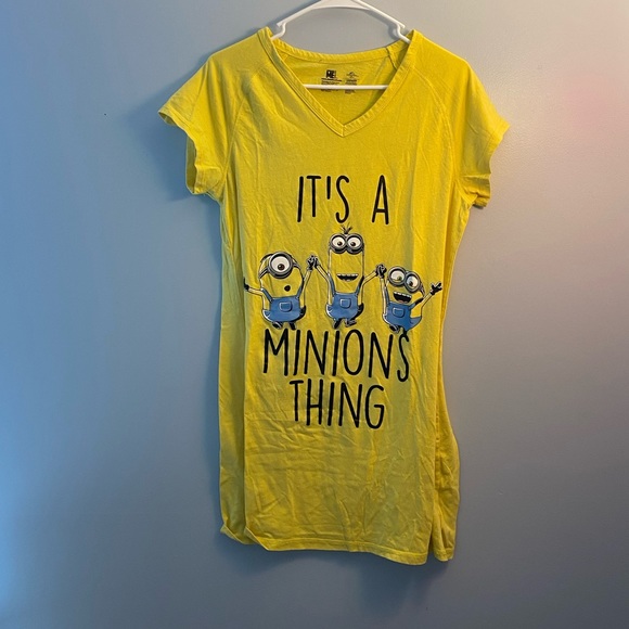 Minions women’s nightgown - Picture 1 of 3